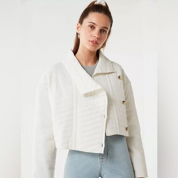 UO Quilted Canvas Cropped Jacket Cloud Puffy Comfy - Picture 1 of 7